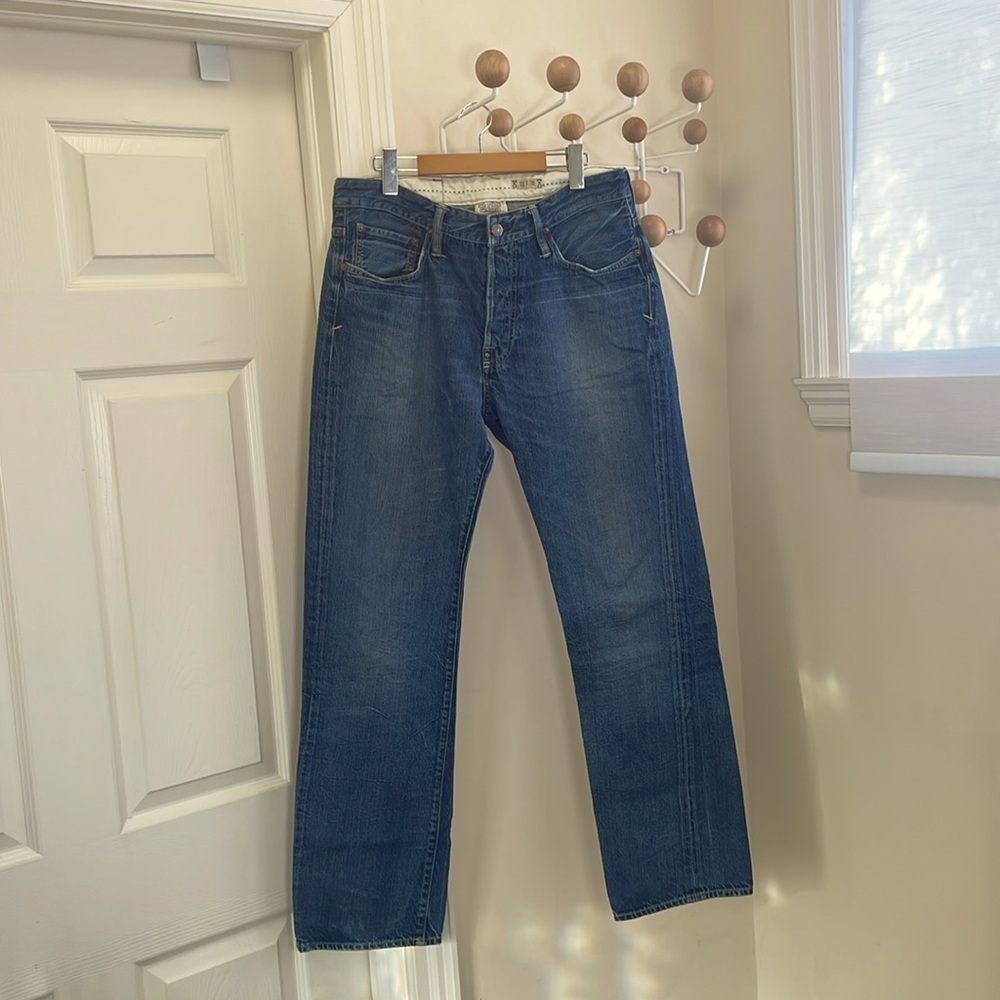Men's Classic Straight Blue Jeans
